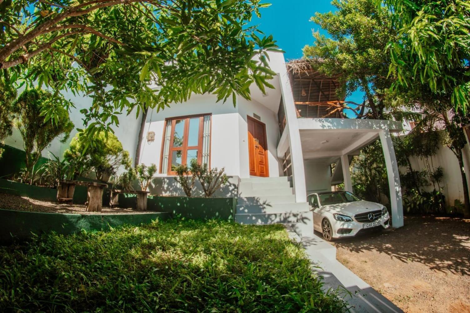 Blue Berry Villa Хиккадува Экстерьер фото